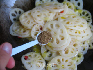 酸辣炝莲菜的做法步骤：7