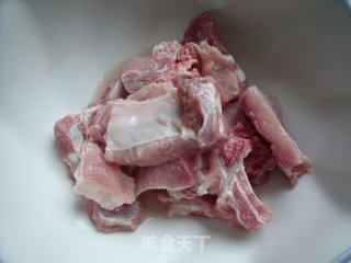 香橙排骨的做法步骤：1
