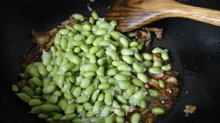 咸菜毛豆炒肉丝-----夏日下饭菜的做法步骤：8