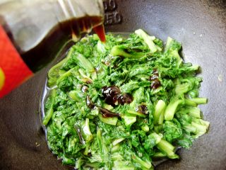 家常小炒----蚝油生菜的做法步骤：5
