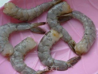 芙蓉虾的做法步骤：1