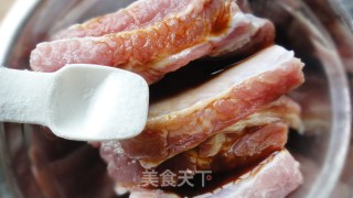 荷香玉米蒸排骨的做法步骤：3