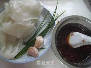 拌凉粉的做法步骤：1