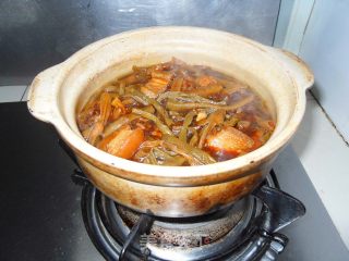 五花肉焖干豆角的做法步骤：6