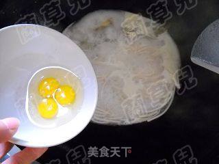 黄颡鱼汤面的做法步骤：7