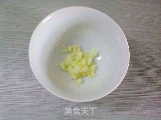 蒜蓉小南瓜的做法步骤：2