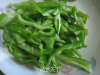 黄豆芽炒粉条的做法步骤：3