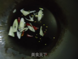 黄豆芽炒粉条的做法步骤：4