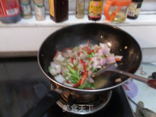 牛肉盖饭的做法步骤：4