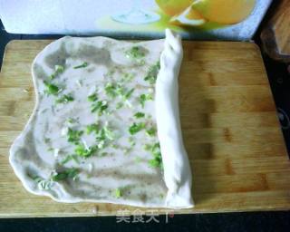 锅烤葱油饼的做法步骤：6