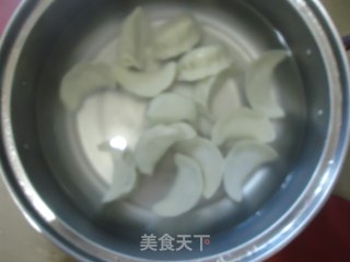 猪肉白菜韭菜水饺的做法步骤：9