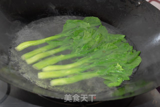白灼芥兰的做法步骤：4
