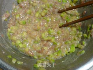 西葫芦肉馅饼的做法步骤：4
