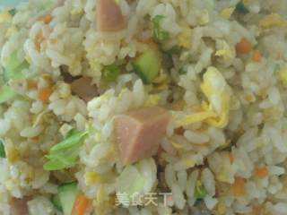 什锦炒饭的做法步骤：3