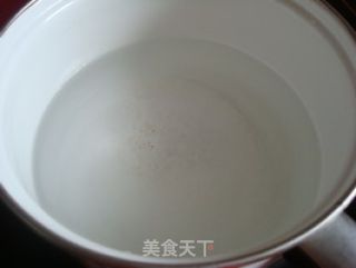 午后清凉甜品——芒果牛奶西米露的做法步骤：2