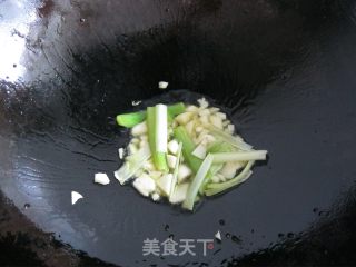 从小爱吃的家乡菜--土豆烧茄子的做法步骤：3