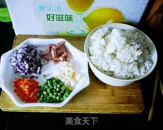 家常炒饭2的做法步骤：1