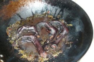 腊味鹅掌的做法步骤：7
