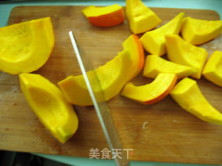 浓郁鲜香一碗汤【南瓜鸡脖】的做法步骤：2
