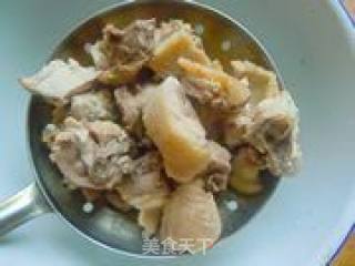 土豆炖鸡块的做法步骤：4