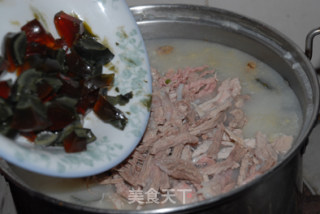 皮蛋瘦肉粥的做法步骤：11