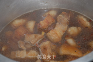 五花肉烧腐竹的做法步骤：6