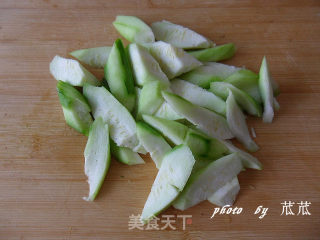 丝瓜肉丸 （丸子的另一种吃法）的做法步骤：1