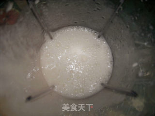 香蕉冰奶昔的做法步骤：5