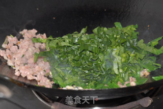 榄菜肉末炒芥兰叶的做法步骤：5