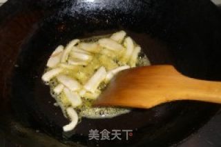 干炒茶树菇的做法步骤：5