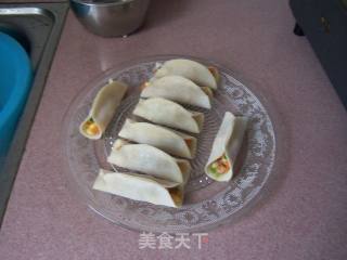 玉米胡萝卜猪肉馅锅贴的做法步骤：5