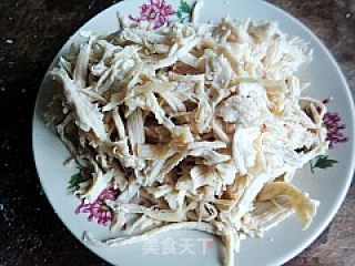 德味通油泼辣子拌鸡丝的做法步骤：7