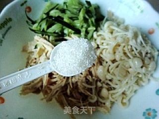 德味通油泼辣子拌鸡丝的做法步骤：8