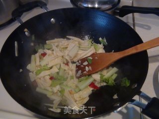 剁椒腐竹的做法步骤：4