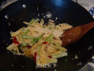 剁椒腐竹的做法步骤：5