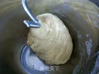 面包物语@@咖喱辣椒粉搭上~~沙丁鱼面包的做法步骤：5