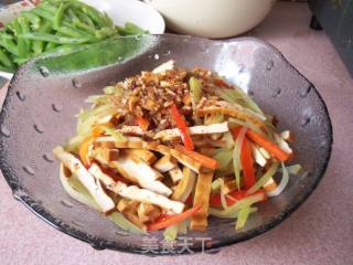 红椒拌豆干的做法步骤：8