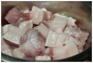 霉干菜扣肉的做法步骤：1