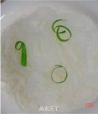 节瓜虾米粉丝煲的做法步骤：1