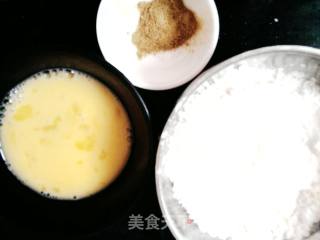 鸡蛋香葱红萝卜饼的做法步骤：2