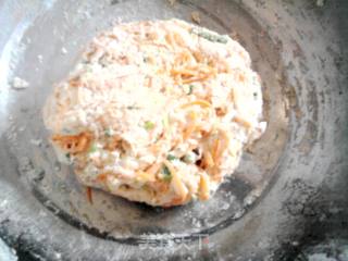 鸡蛋香葱红萝卜饼的做法步骤：4