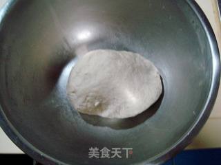 青酱比萨的做法步骤：4