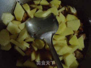 土豆炖豆角的做法步骤：8