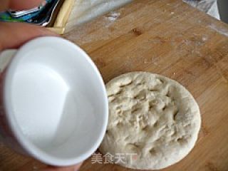 详细的肉夹馍制作过程的做法步骤：10