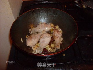 榛蘑炖鸡的做法步骤：5