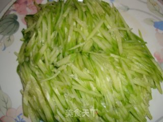 炸酱面的做法步骤：4