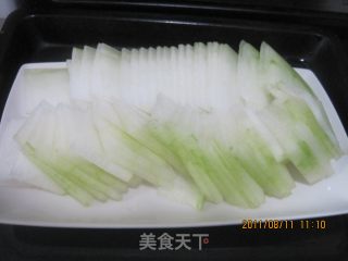 耗油炒冬瓜的做法步骤：1