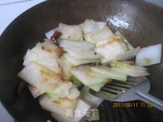 耗油炒冬瓜的做法步骤：4