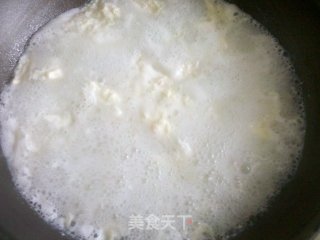 皮蛋瘦肉蛋花粥的做法步骤：2