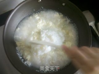 皮蛋瘦肉蛋花粥的做法步骤：3
